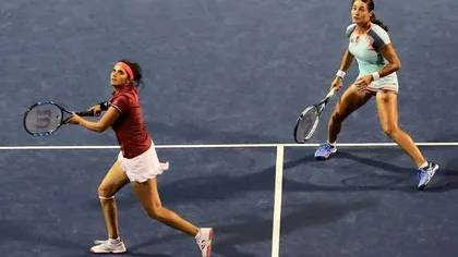 Perechea Monica Niculescu şi Sania Mirza s-a calificat în finala turneului de tenins de la New Heaven