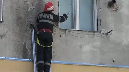 Scurgere de gaze într-un bloc din Câmpulung. Zeci de locatari au fost evacuaţi VIDEO