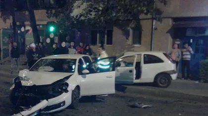 ACCIDENT auto la Iaşi: Doi şoferi beţi şi-au făcut praf maşinile FOTOGALERIE