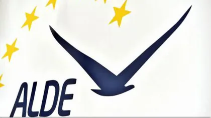 Liderul tineretului ALDE părăseşte formaţiunea şi revine în PNL