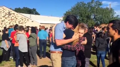 ATAC ARMAT într-un liceu din Texas. Autorul s-a sinucis