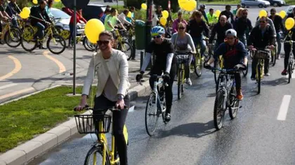 Ce AMENDĂ rişti dacă nu duci la timp înapoi bicicletele luate de staţiile automatizate de bike-sharing, deschise marţi la Bucureşti