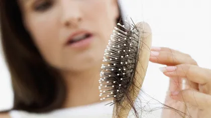 8 motive pentru care îţi cade părul