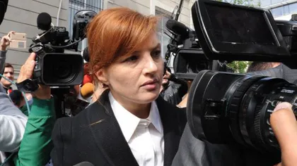 Circ la instanţă cu Ioana Băsescu. Scandal în stradă provocat de protestatarul Marian 