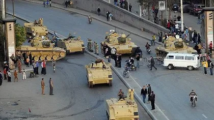 Trei militari au murit şi alţi opt au fost răniţi în sud-estul Turciei, în urma unui atac cu bombă