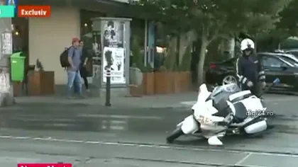 INCIDENTE cu coloana oficială a preşedintelui Francois Hollande: Doi motociclişti SPP, implicaţi în accidente minore VIDEO
