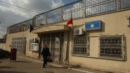 Un deţinut, aflat în arest preventiv la Rahova, găsit spânzurat