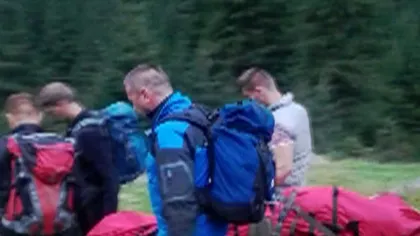 Salvare dramatică în munţii Făgăraş. Un bărbat a fost găsit inconştient de un grup de turişti