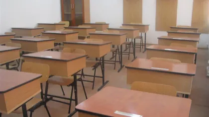 Gabriela Firea: Aproape 500 de şcoli din Capitală nu au aviz ISU