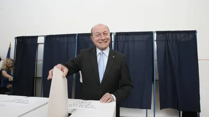 Traian Băsescu, obligat moral să candideze la Parlament. În vară s-a simţit obligat penal să renunţe la Primărie