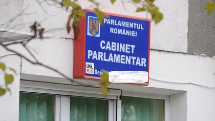 CCR: Dezincriminarea conflictului de interese la parlamentarii care şi-au angajat rude la cabinet, neconstituţională