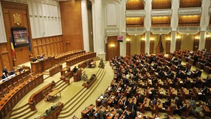 Votul la legea conversiei şi moţiunea împotriva ministrului Justiţiei au fost amânate din lipsă de cvorum