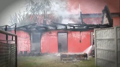 Incendiu devastator la Timişoara. O casă a fost incendiată de proprietarul speriat de farmece