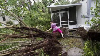 Aproximativ 600.000 de locuinţe au rămas fără curent electric în Florida din cauza uraganului Matthew