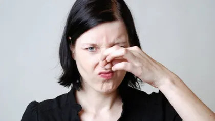 Cum să anihilezi mirosurile neplăcute. Iată 10 trucuri simple
