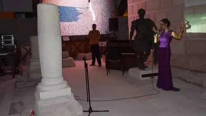 Soţia premierului Cioloş a cântat la un eveniment organizat la Alba Iulia