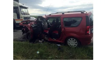 ACCIDENT GRAV pe DN 2: un mort şi patru răniţi, după ce două autovehicule s-au ciocnit