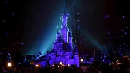 Statul Islamic pregăteşte atacuri la Disneyland, în Paris şi pe Champs Elysee pentru 1 Decembrie