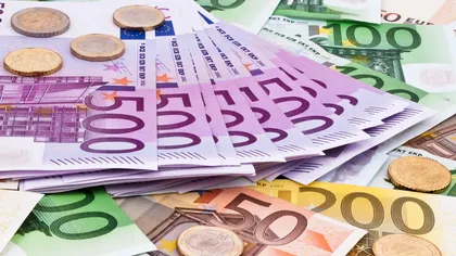 Curs BNR: Euro trece de 4,52 lei, în timp ce dolarul atinge un nivel maxim istoric, de peste 4,22 lei