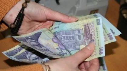 STUDIU: Un român economiseşte 46 de euro lunar, de cinci ori mai puţin decât un austriac
