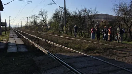 Autorităţile din Cluj sunt în alertă. O adolescentă de 16 ani este căutată după ce ar fi căzut dintr-un tren aflat în mers UPDATE