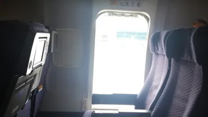 O femeie a sărit dintr-un avion în mers. SCENE INCREDIBILE