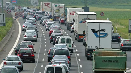 Aglomeraţie pe A1 la intrare în Bucureşti. Cauza o reprezintă un accident între două autoturisme