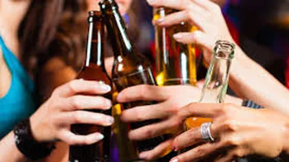 Cum să bem alcool fără să ne îmbătăm? Secretul stă în două ingrediente banale