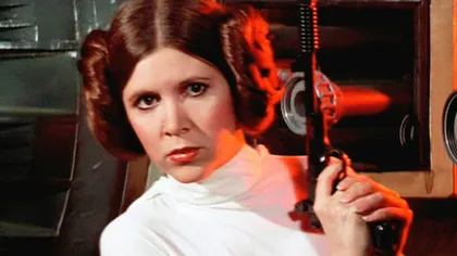 Carrie Fisher, actriţa care a jucat-o pe prinţesa Leia în STAR WARS, a făcut stop cardiac în avion
