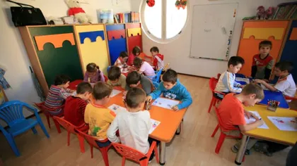 Numărul de grădiniţe din România a scăzut de zece ori în ultimii 20 de ani. Numărul de educatori s-a redus cu 12%