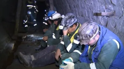 PNL susţine că salariile minerilor au fost întârziate în mod intenţionat. Administraţia SNIMVJ neagă acuzele