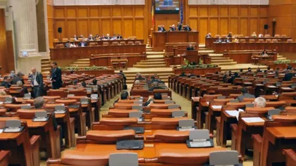Comisia de muncă a Camerei Deputaţilor a decis majorarea indemnizaţiilor aleşilor locali cu 30%