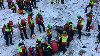 Tragedie în Italia: Numărul morţilor din hotelul distrus de avalanşă a ajuns la 14 UPDATE