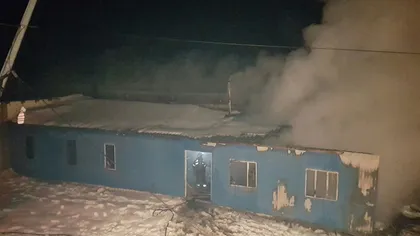 Incendiu puternic la un depozit de mobilă din Giurgiu