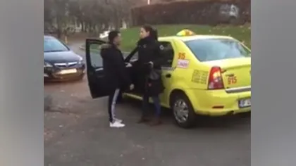 Scandal între o femeie şi un taximetrist pentru şpagă: Dacă iei taxiul şi face 6 lei, nu laşi 10 lei?