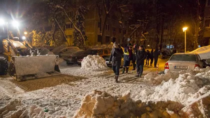 Cum au fost ridicate peste 700 de tone de zăpadă  de pe străzile Sectorului 6 FOTO