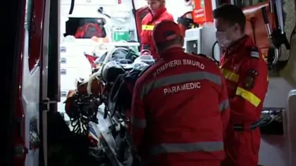 Accident grav în Vaslui. Un poliţist şi un jandarm, transportaţi cu ambulanţa la spital
