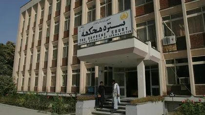 Afganistan: Atentat sinucigaş la Curtea Supremă de Justiţie. Cel puţin 20 de persoane au fost ucise