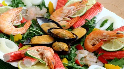 STUDIU: Consumul de peşte şi fructe de mare cu mercur poate creşte riscul îmbolnăvirii de scleroză