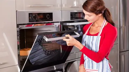 Trucuri în bucătărie: Cum să faci să nu-ţi mai ardă cuptorul