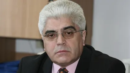 Fostul decan al Facultăţii de Farmacie, Gheorghe Ţarălungă, condamnat la opt ani de închisoare cu executare pentru mită