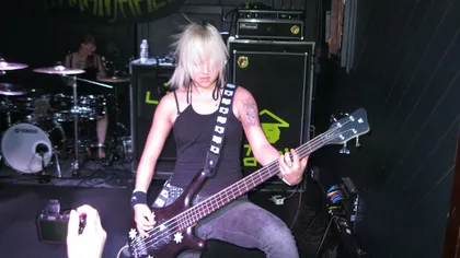 Trish Doan, basista trupei KiTTiE, a murit la 31 de ani