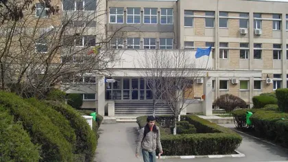 Un profesor de la Universitatea de Petrol şi Gaze Ploieşti, trimis în judecată pentru luare de mită şi evaziune fiscală