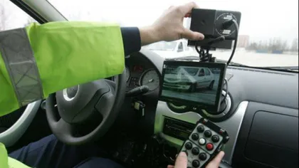 Un şofer din Neamţ a fost prins de poliţişti conducând cu viteză excesivă de patru ori în aceeaşi zi