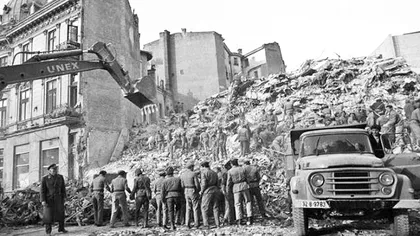 Cutremurul din 4 martie 1977, într-o expoziţie de fotografie la Muzeul Municipiului Bucureşti