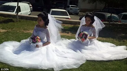 Două surori gemene s-au căsătorit cu doi fraţi gemeni şi sunt amândouă însărcinate