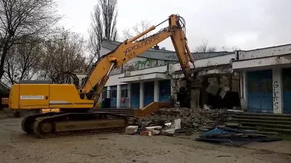 Primaria Capitalei anunţă începerea lucrărilor de reconstrucţie a patinoarului Mihai Flamaropol. Firea promite că în doi ani va fi gata