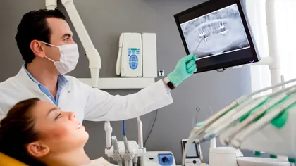 Românii fug de dentist, 58% ajung la cabinetul stomatologic cel mult o dată pe an