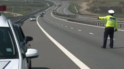 Şofer prins cu 205 kilometri pe oră pe autostrada A1. A fost amendat cu peste 2.000 de lei