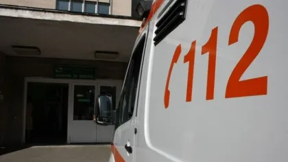 Accident provocat de o ambulanţă în Bacău. Trei persoane au ajuns la spital